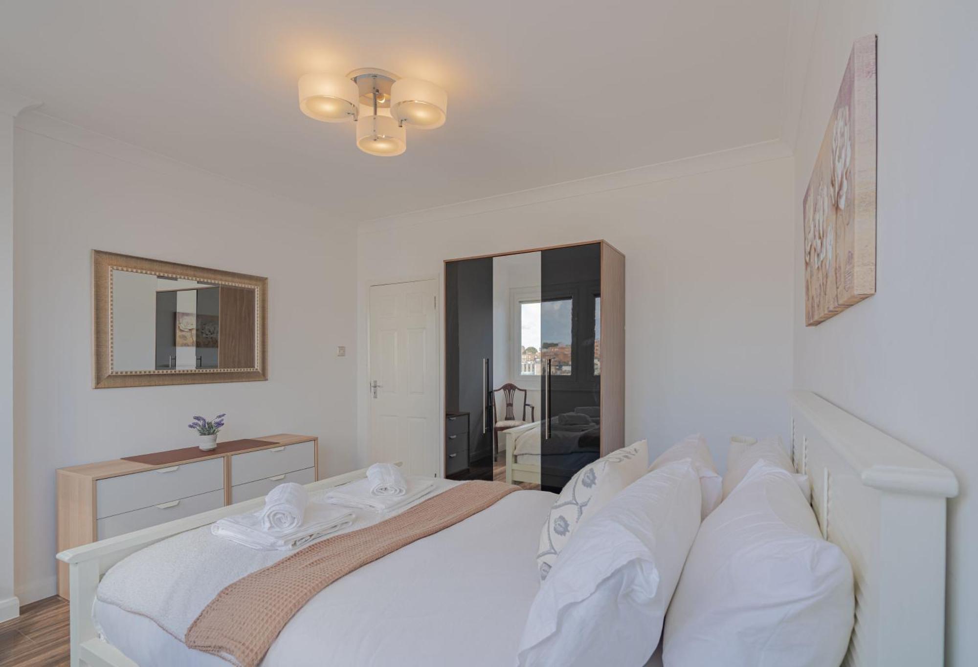 On The Beach Penthouse With Sea View - 3 Bedrooms - Roof Balcony - Spa, Sauna, Gym And Pool - Sleeps 6 Brighton Exterior foto