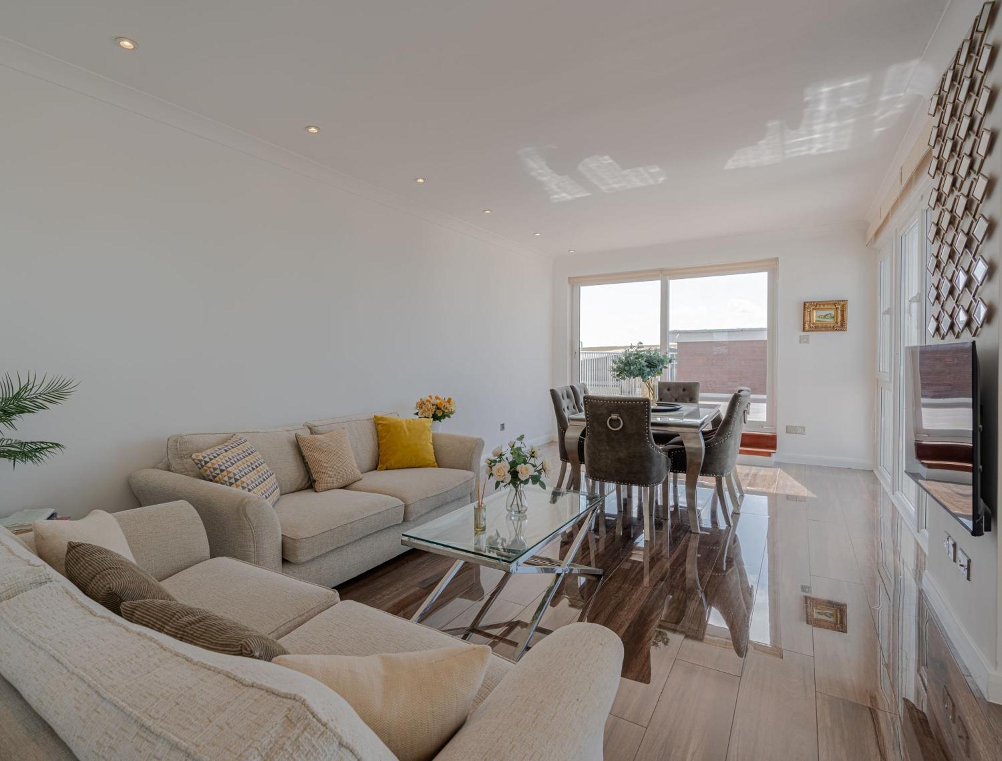 On The Beach Penthouse With Sea View - 3 Bedrooms - Roof Balcony - Spa, Sauna, Gym And Pool - Sleeps 6 Brighton Exterior foto